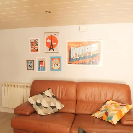 Historic Center Charming Duplex 5 Travelers