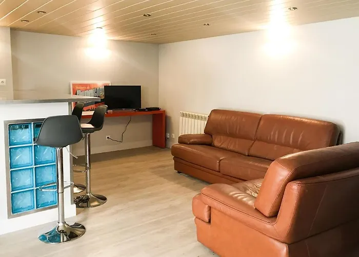 Historic Center Charming Duplex 5 Travelers